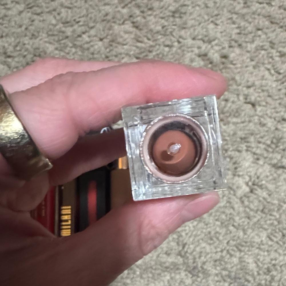Makeup Bundle - Picture 13 of 16